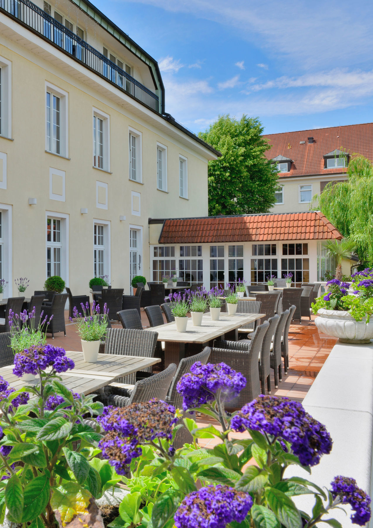 Hotel Der Lindenhof Gotha Exterior photo